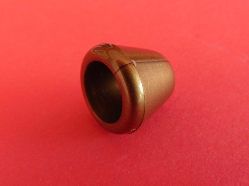 Terminal Nylon. Sin Tapa. Color: Oro Italiano