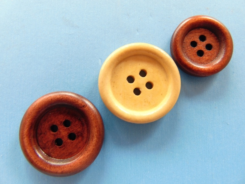 Boton Madera 4 Ag. Economico
